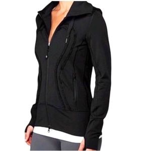Lululemon LTD Edition In Stride Black Define Ruffle Full Zip Jacket Scuba Neck 4